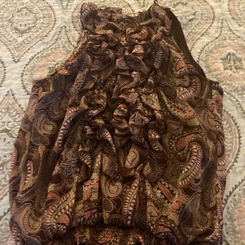 Sleeveless blouse